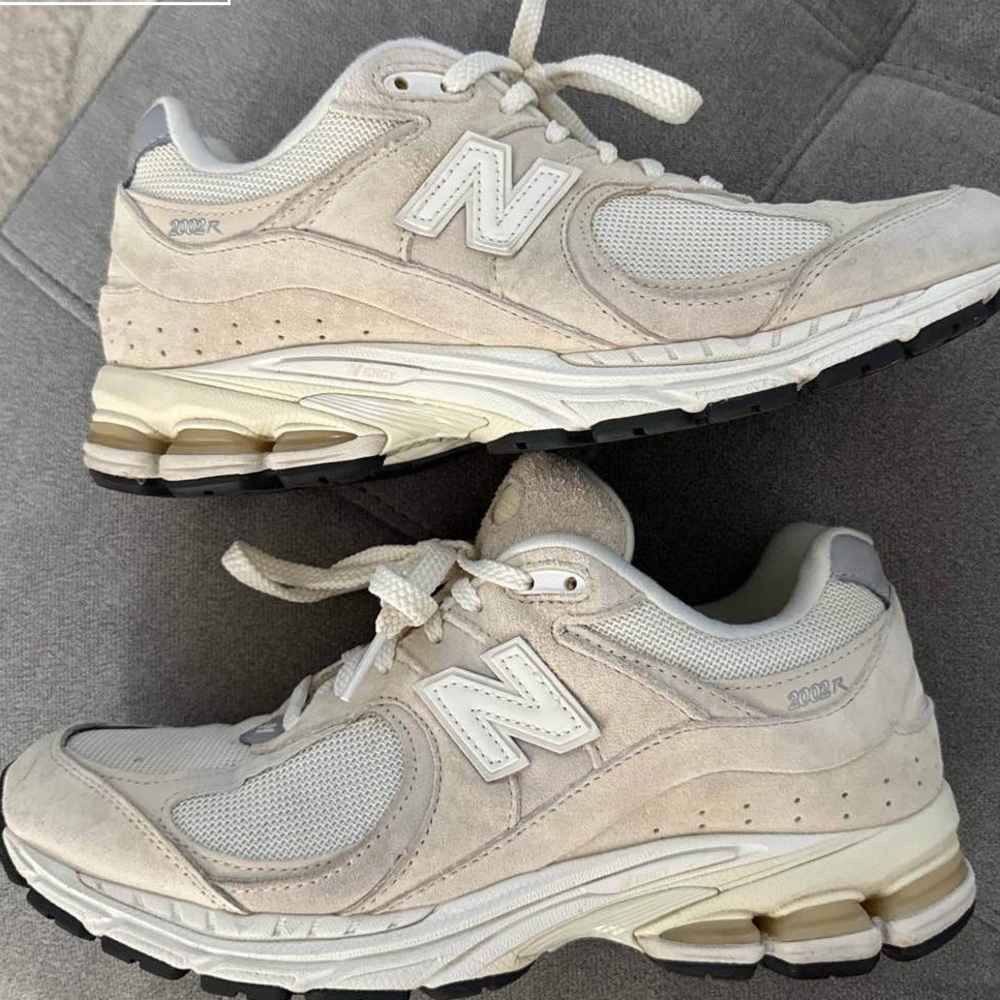 New Balance 2002R Calm Taupe Shoe - Unisex - men’s size 8, women’s 9.5